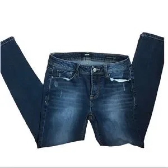 LN KENSIE EFFORTLESS ANKLE MID-RISE ANKLE JEANS. 💞💞💞 - Picture 3 of 7